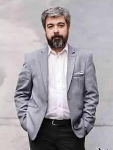 عکس چهارقلوهای حامد عنقا