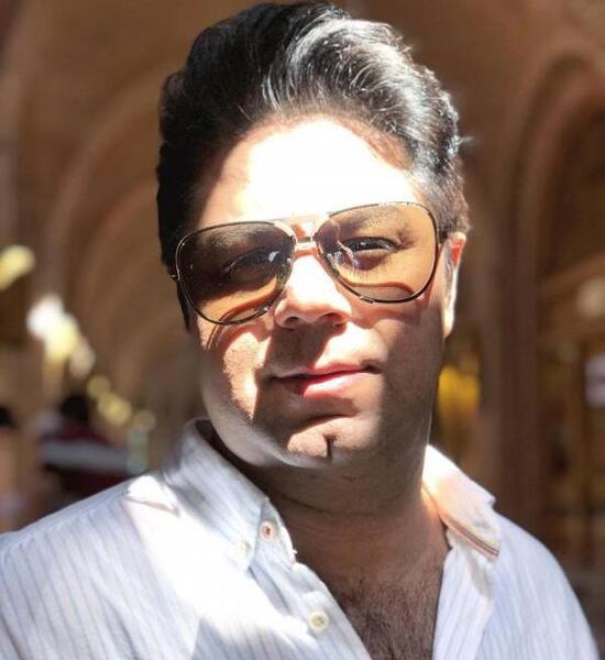 عکس کودکی حجت اشرف زاده