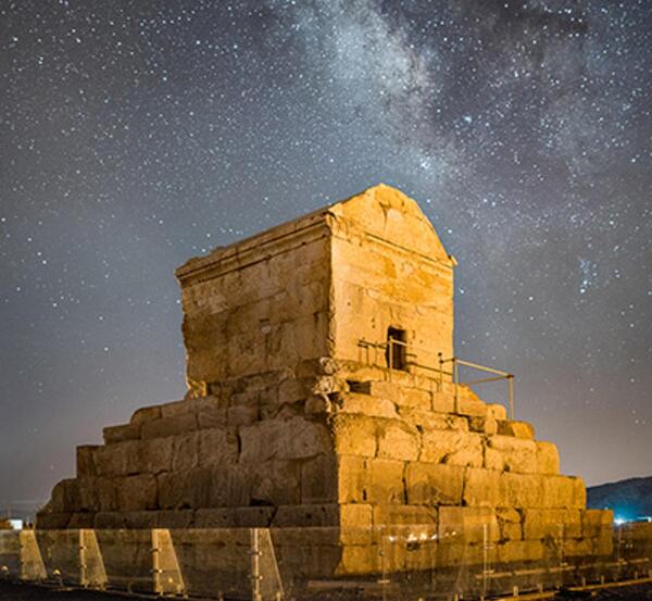 عکس داریوش کبیر برای پس زمینه