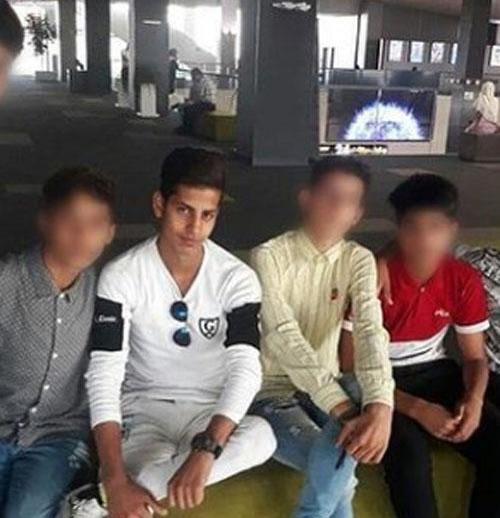 عکس رضا کودک کار و همسرش