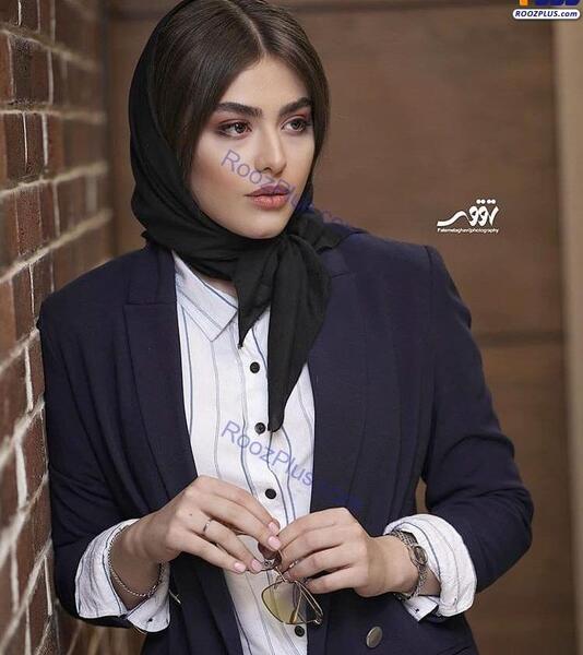 عکس ریحانه حاج محمدی