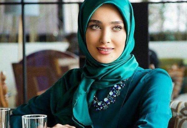 عکس ریحانه حاجی حسینی