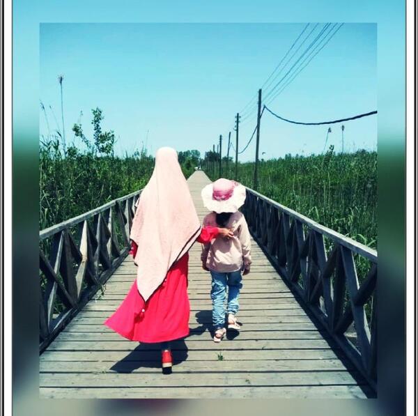 عکس ریحانه و یگانه