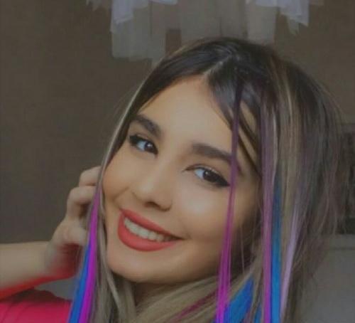 عکس زهرا آقازاده و خواهرش