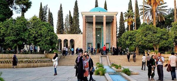 عکس زیبا آرامگاه سعدی