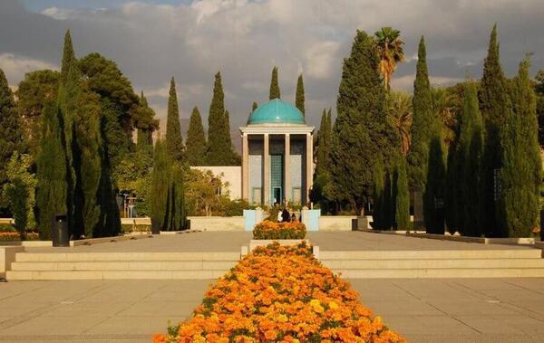 عکس زیبا آرامگاه سعدی