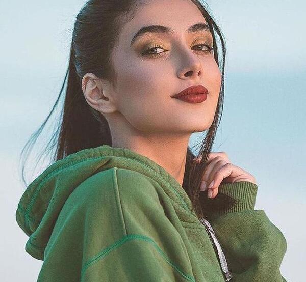 عکس دختر شاد