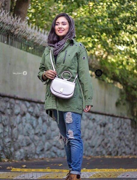 عکس دختر ژست