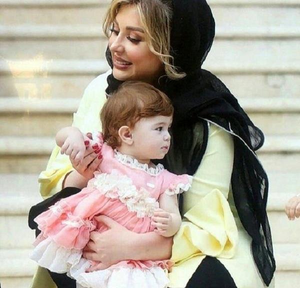 عکس دختر نیوشا ضیغمی و همسرش