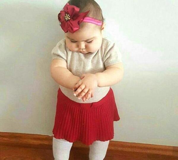 عکس دختر قهر کرده