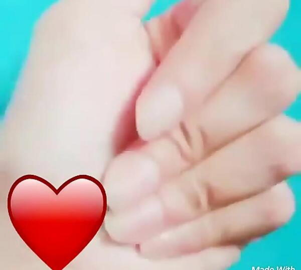 عکس دختر با حرف m