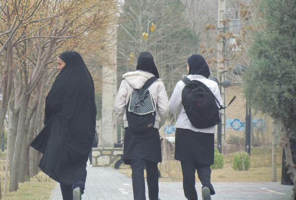 عکس پسر دهه هشتادی
