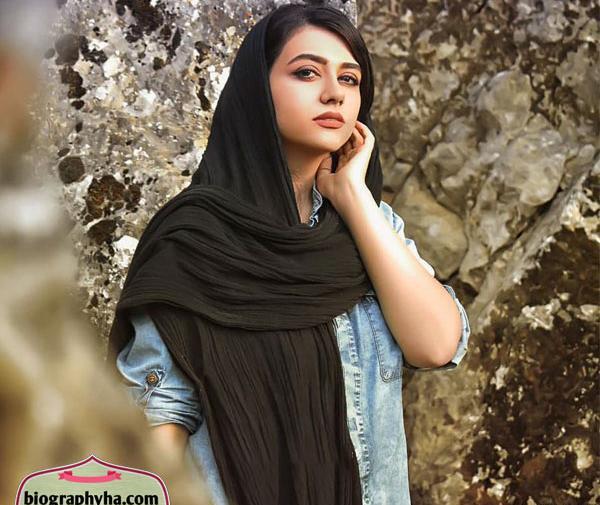 عکس پسر سرنا امینی و همسرش