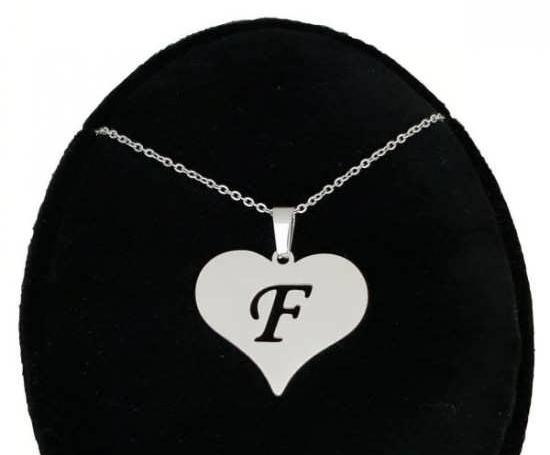 عکس دخترونه با حرف f
