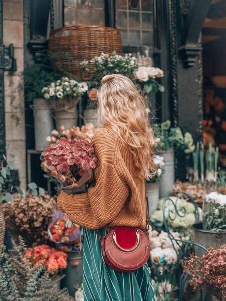 عکس پس زمینه دخترانه hd
