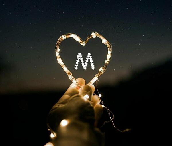 عکس پروفایل دخترونه لاکچری m