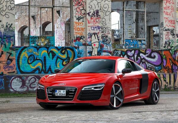 عکس آئودی r8