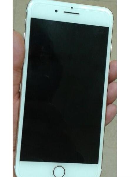 عکس اپل هفت پلاس
