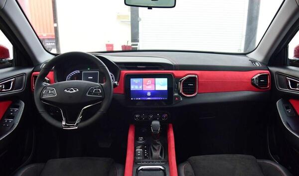 عکس و مشخصات ام وی ام x55
