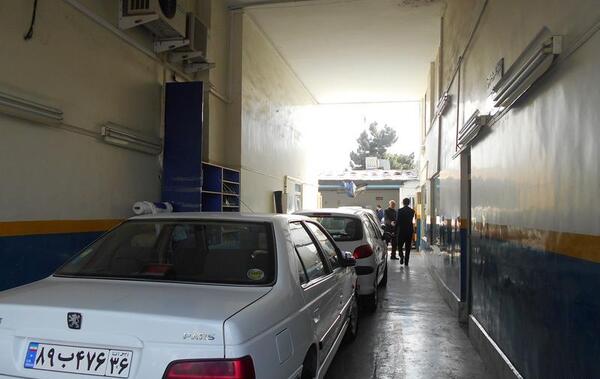 عکس نمایندگی ایران خودرو مشهد