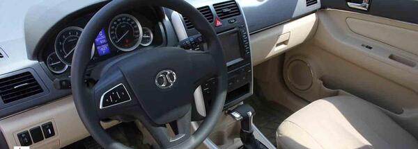 عکس بایک سابرینا هاچ بک