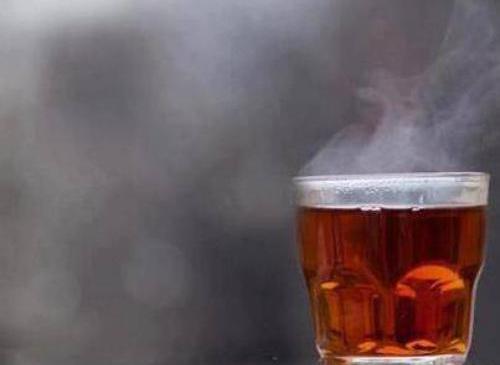 عکس نوشته با یک فنجان چای هم میتوان مست شد