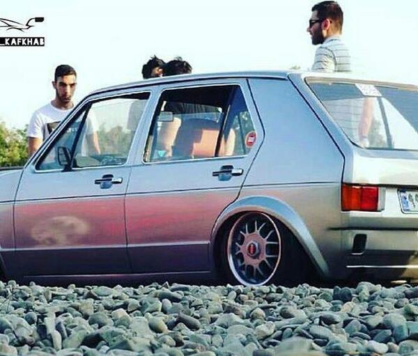 عکس بی ام و کف خواب