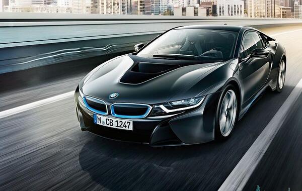 عکس بی ام وی i8
