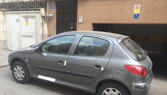 عکس پژو خاکستری متالیک