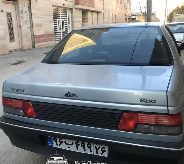 عکس پژو روا نقره ای