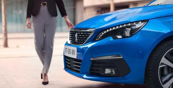 عکس پژو های خارجی