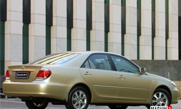 عکس تویوتا گرند 2006