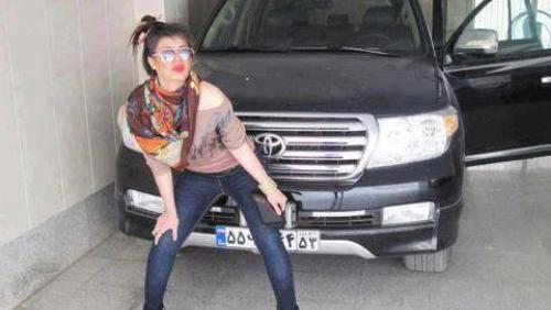 عکس نوشته تویوتا لندکروز