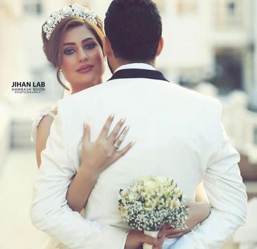 عکس عروس داماد در باغ