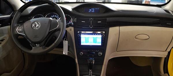 عکس دانگ فنگ s30