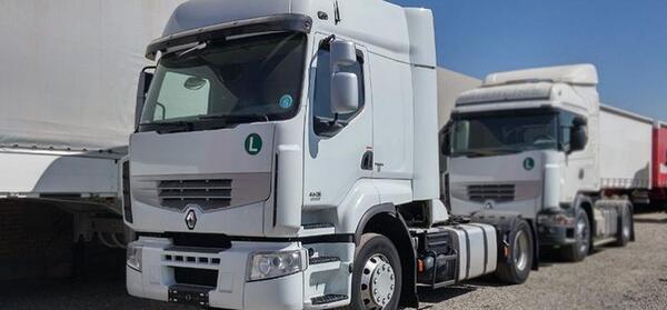 عکس رنو پریمیوم 460