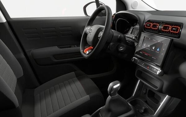 عکس داخل سیتروئن c3