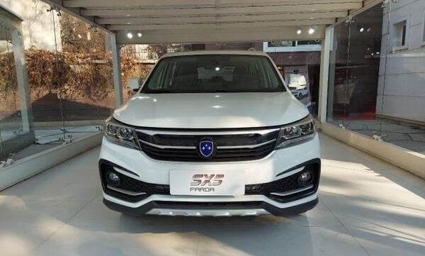 عکس خودرو فردا sx5