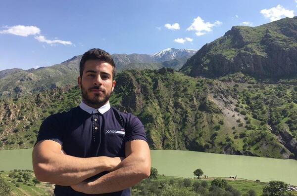 عکس کیانوش رستمی