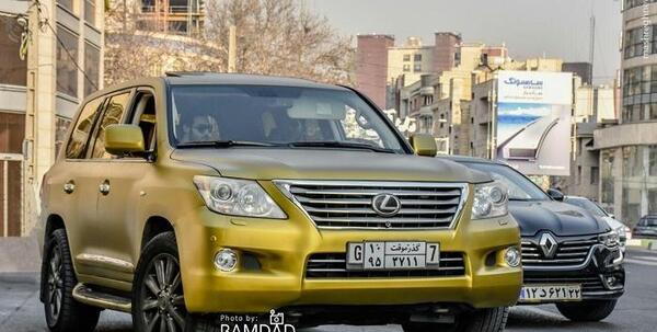 عکس لکسوس در تهران