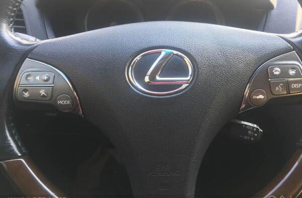 عکس داخل لکسوس es350