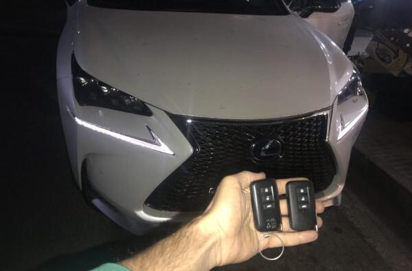 عکس ریموت لکسوس