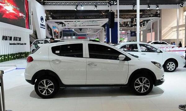 عکس لیفان x50
