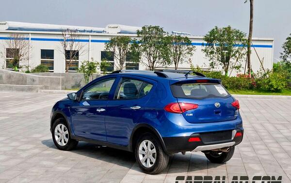 عکس لیفان هاچ بک