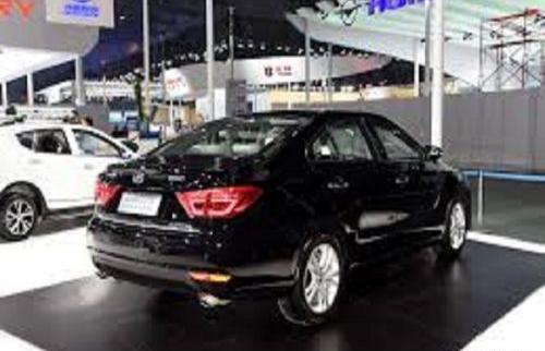 عکس خودرو لیفان 820