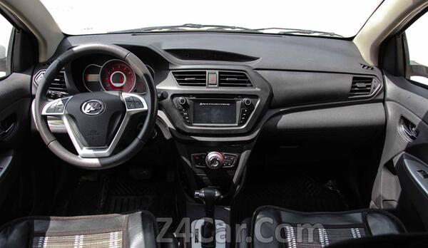 عکس داخل لیفان x50