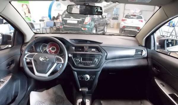 عکس داخل لیفان x50