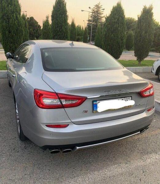 عکس مازراتی نقره ای