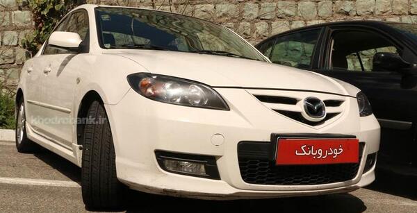 عکس مزدا تری مشکی