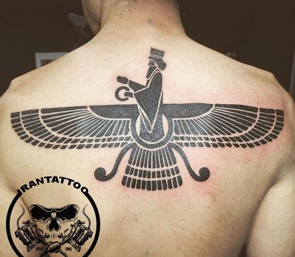 تاتو اهورامزدا عکس